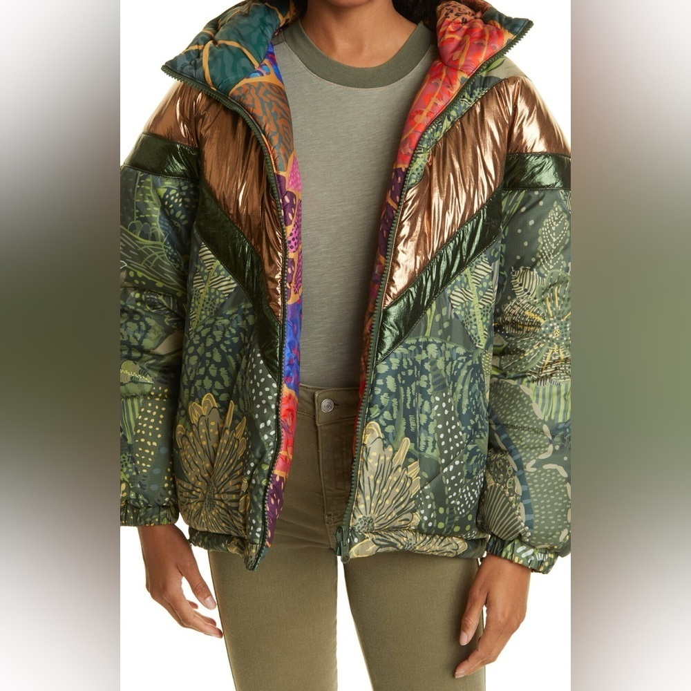 Farm Rio Green Cool Leopard Reversible Puffer Jacket | Size S | MSRP $300 🐆